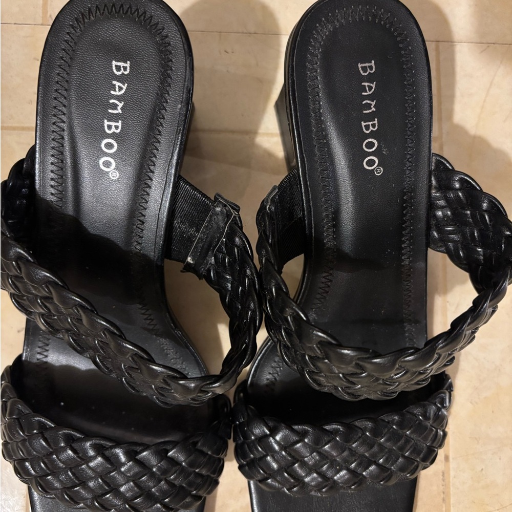Bamboo Women's Black Woven heels